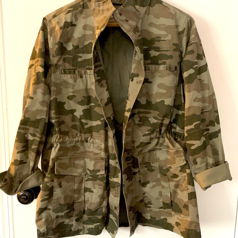 Universal thread camp utility jacket